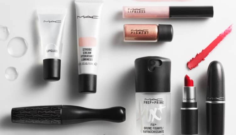 National Lipstick Day @ MAC - Free lipstick (choice of honeylove