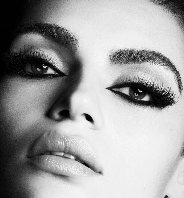 true false lashes